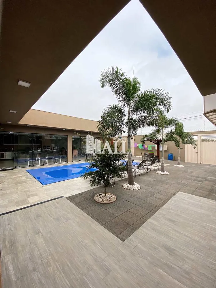 Casa, 3 quartos, 200 m² - Foto 3