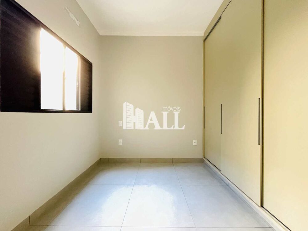 Casa de Condomínio à venda com 3 quartos, 162m² - Foto 1