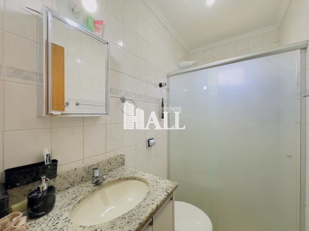 Apartamento à venda com 3 quartos, 96m² - Foto 3