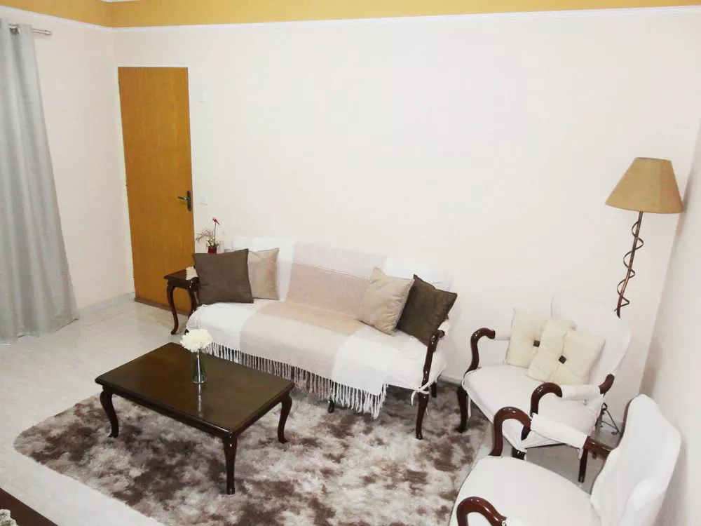 Apartamento à venda com 2 quartos, 63m² - Foto 2