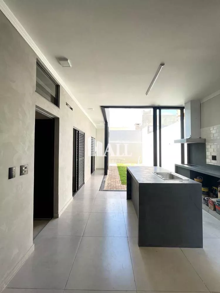 Casa à venda com 2 quartos, 107m² - Foto 4