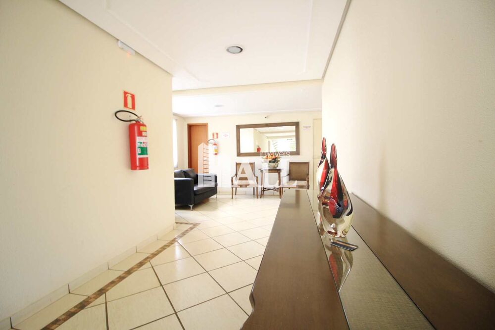 Apartamento, 3 quartos, 100 m² - Foto 2