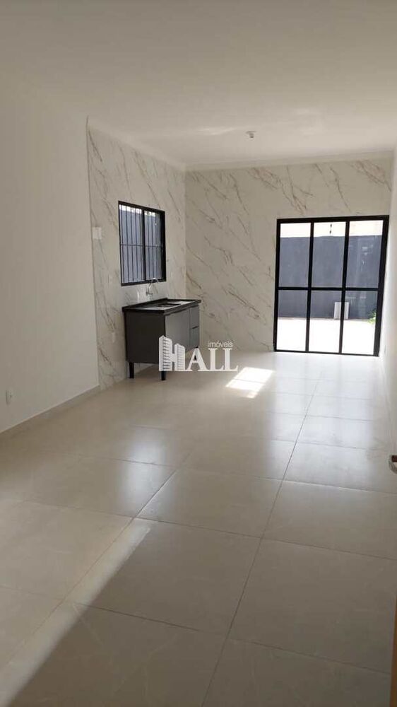 Casa à venda com 3 quartos, 96m² - Foto 4