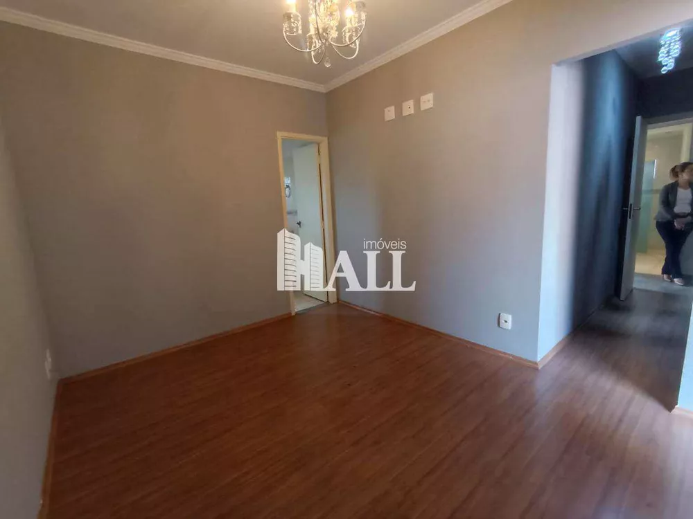 Apartamento à venda com 3 quartos, 128m² - Foto 2