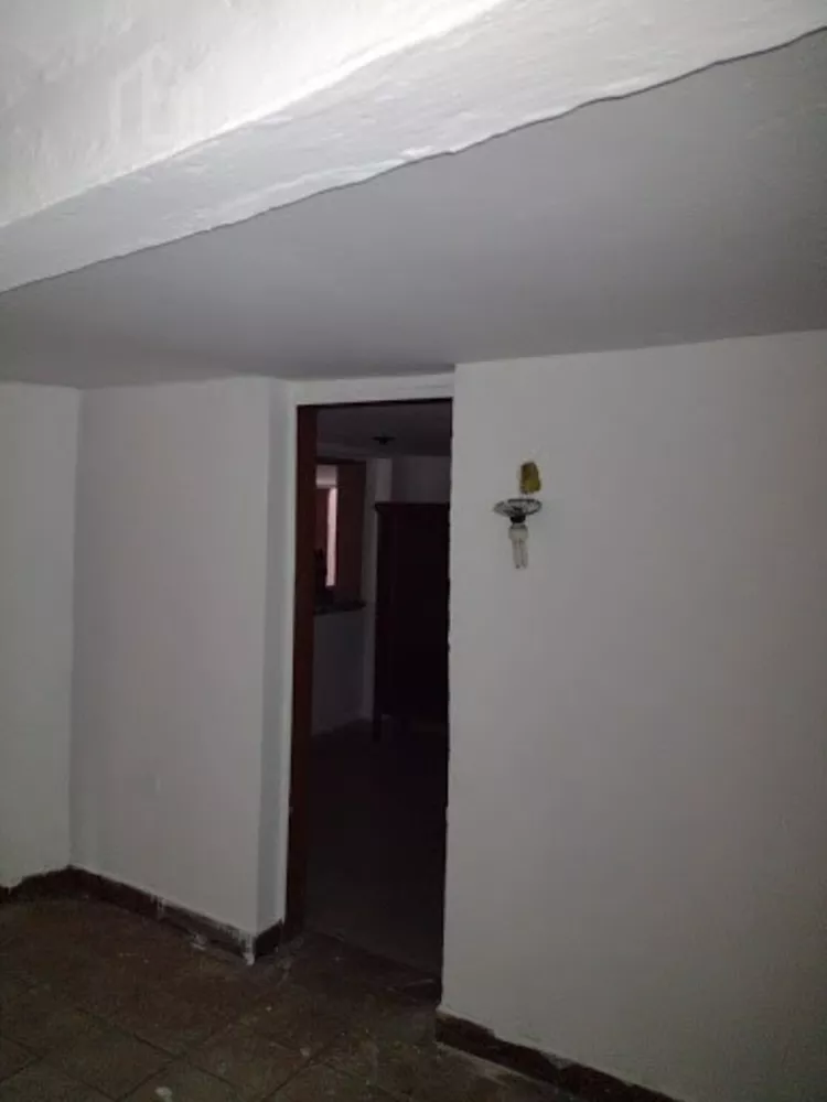 Casa à venda com 4 quartos, 347m² - Foto 22