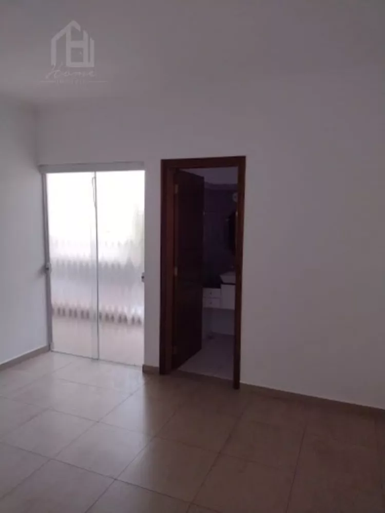 Casa à venda com 4 quartos, 347m² - Foto 12