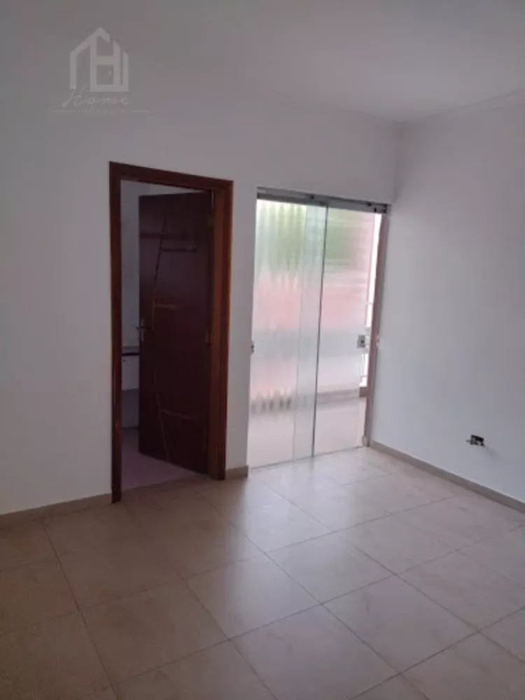 Casa à venda com 4 quartos, 347m² - Foto 3