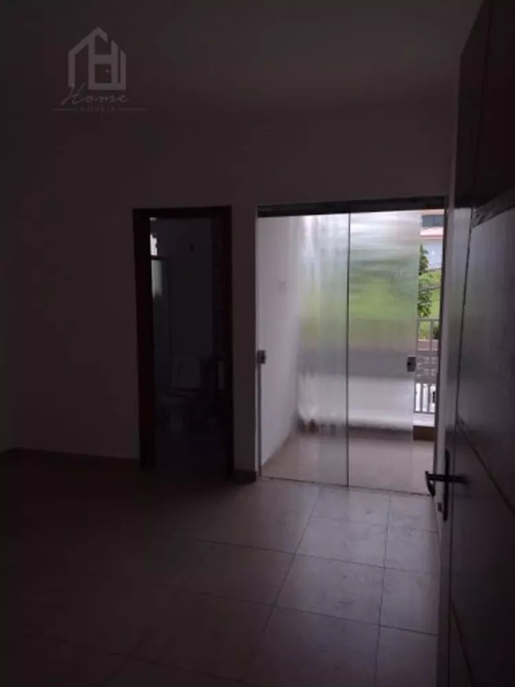 Casa à venda com 4 quartos, 347m² - Foto 11