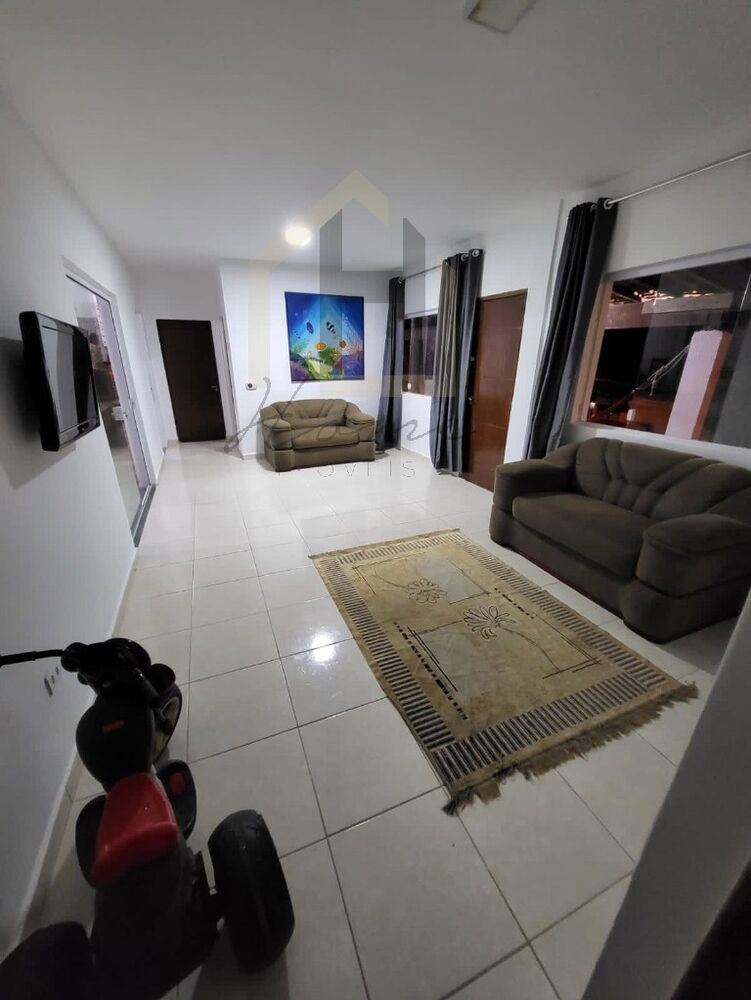 Casa à venda com 4 quartos, 105m² - Foto 4