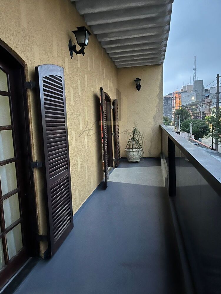 Casa, 3 quartos, 243 m² - Foto 1