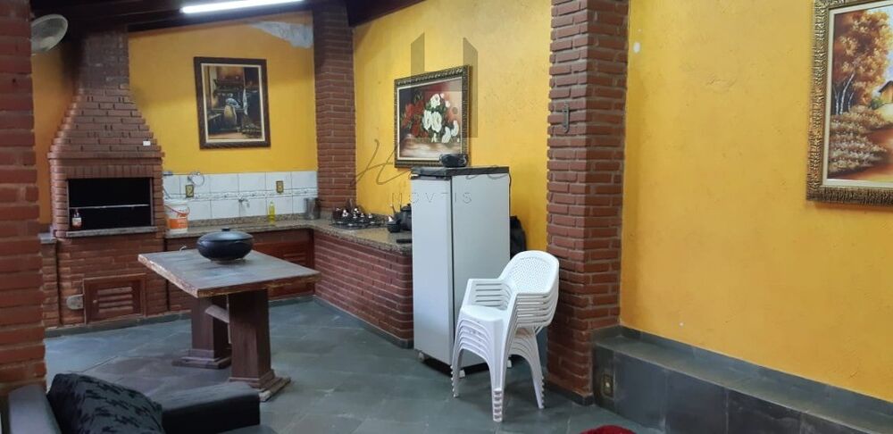 Casa, 3 quartos, 243 m² - Foto 7
