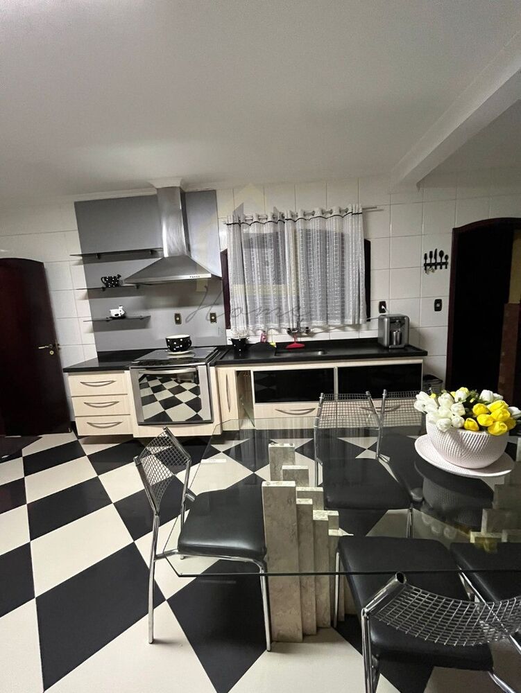 Casa, 3 quartos, 243 m² - Foto 14