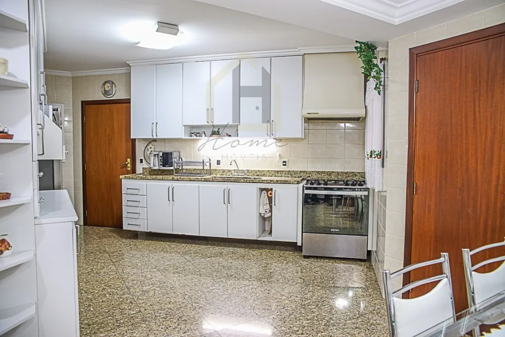 Apartamento, 3 quartos, 204 m² - Foto 3