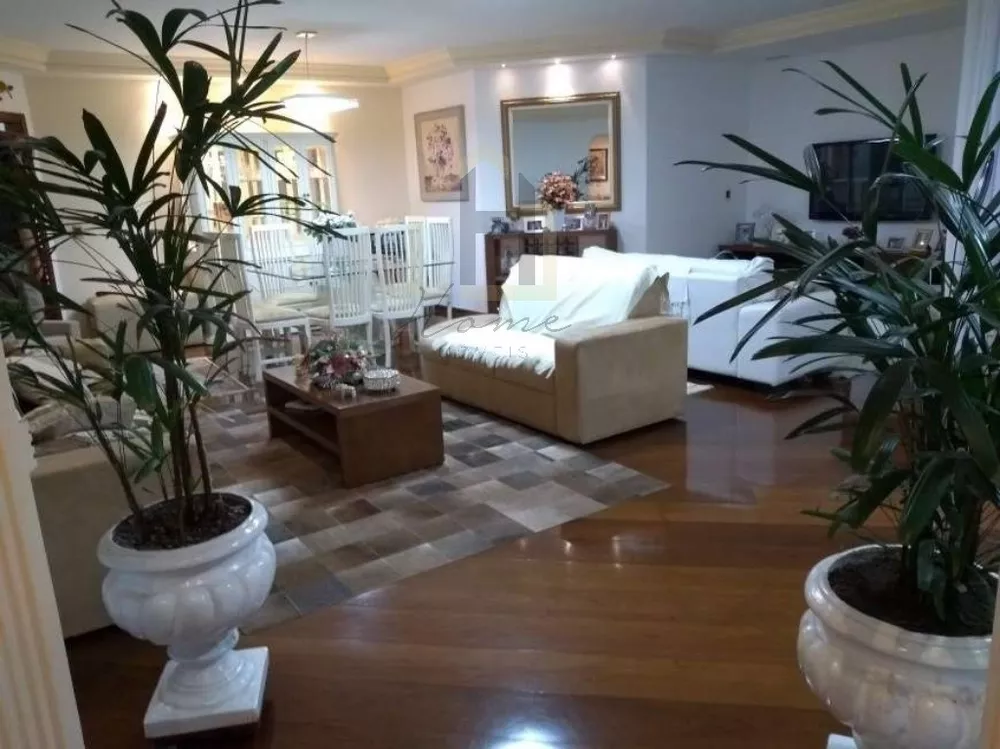 Apartamento, 3 quartos, 204 m² - Foto 1