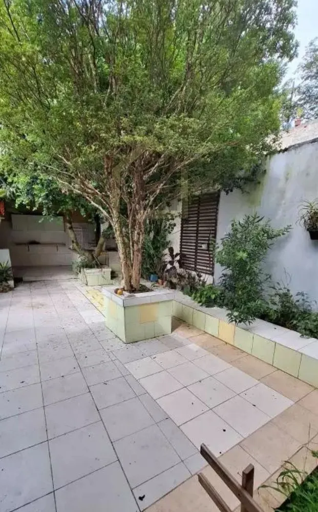 Casa, 5 quartos, 243 m² - Foto 2