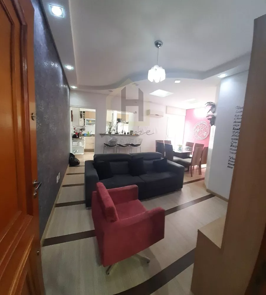 Apartamento à venda com 2 quartos, 73m² - Foto 1