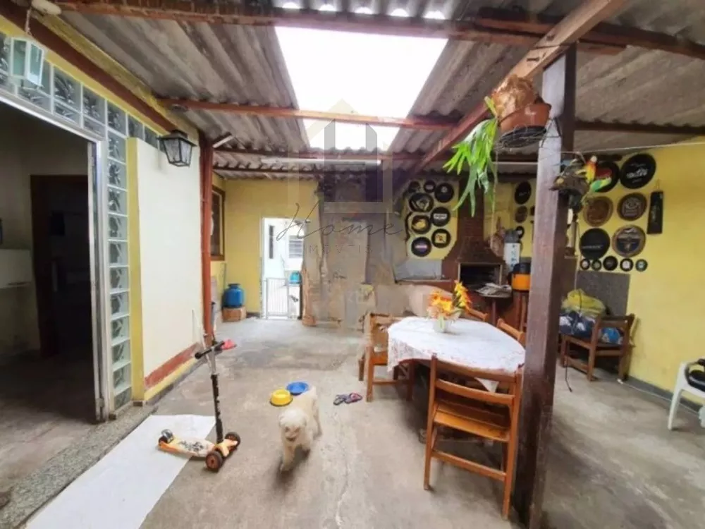 Casa à venda com 2 quartos, 300m² - Foto 4