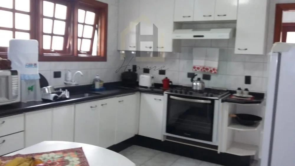 Casa, 3 quartos, 220 m² - Foto 3