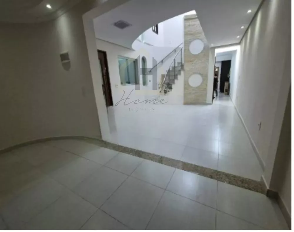 Casa, 4 quartos, 264 m² - Foto 1