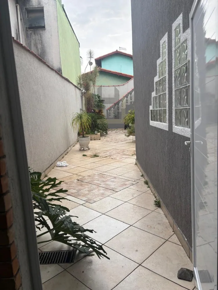 Casa, 3 quartos, 300 m² - Foto 14