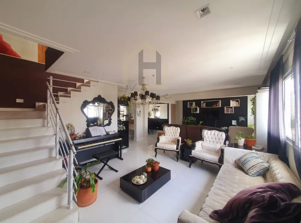 Apartamento, 3 quartos, 277 m² - Foto 1
