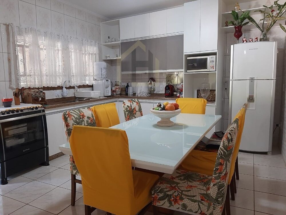 Chácara à venda com 3 quartos, 250m² - Foto 8