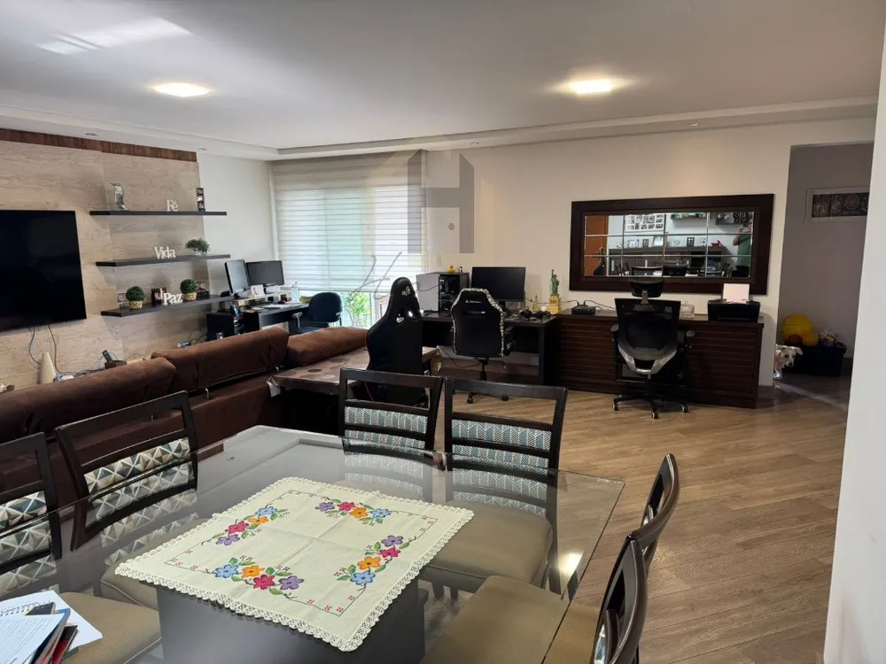 Apartamento, 3 quartos, 155 m² - Foto 2