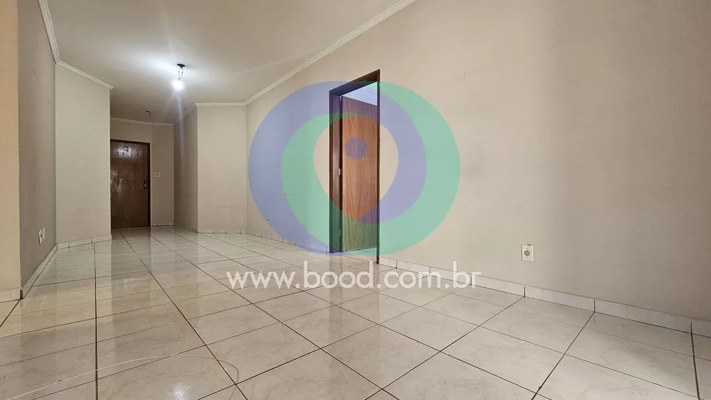 Apartamento à venda com 2 quartos, 92m² - Foto 4