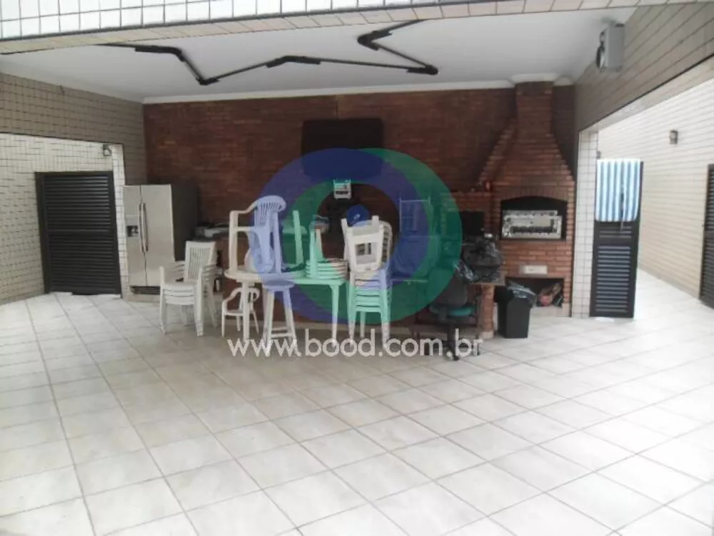 Casa à venda com 4 quartos, 430m² - Foto 2