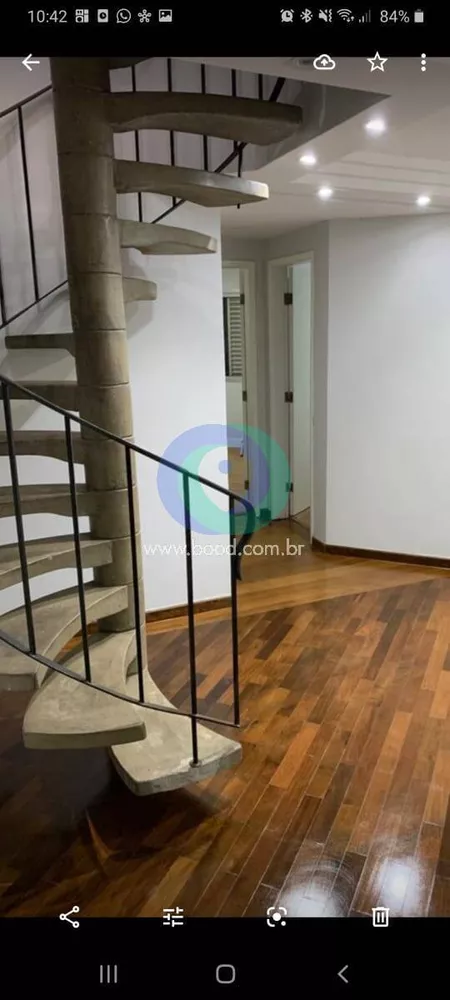 Cobertura à venda com 3 quartos, 220m² - Foto 4