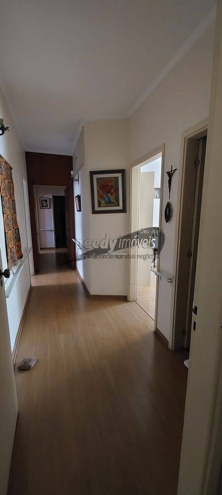 Apartamento à venda com 4 quartos, 228m² - Foto 2