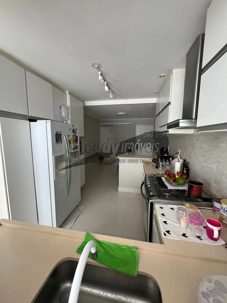 Apartamento, 3 quartos, 145 m² - Foto 2