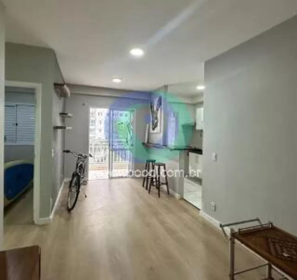 Apartamento à venda com 2 quartos, 64m² - Foto 1