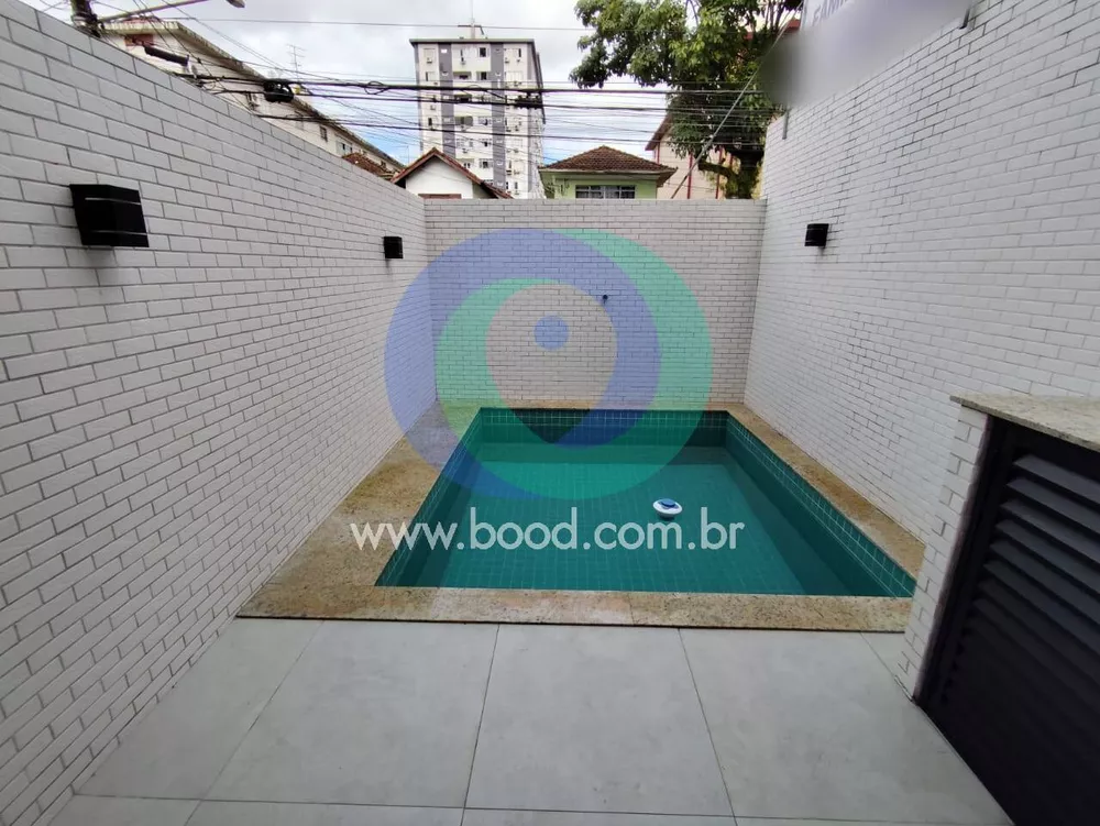 Casa à venda com 2 quartos, 100m² - Foto 1