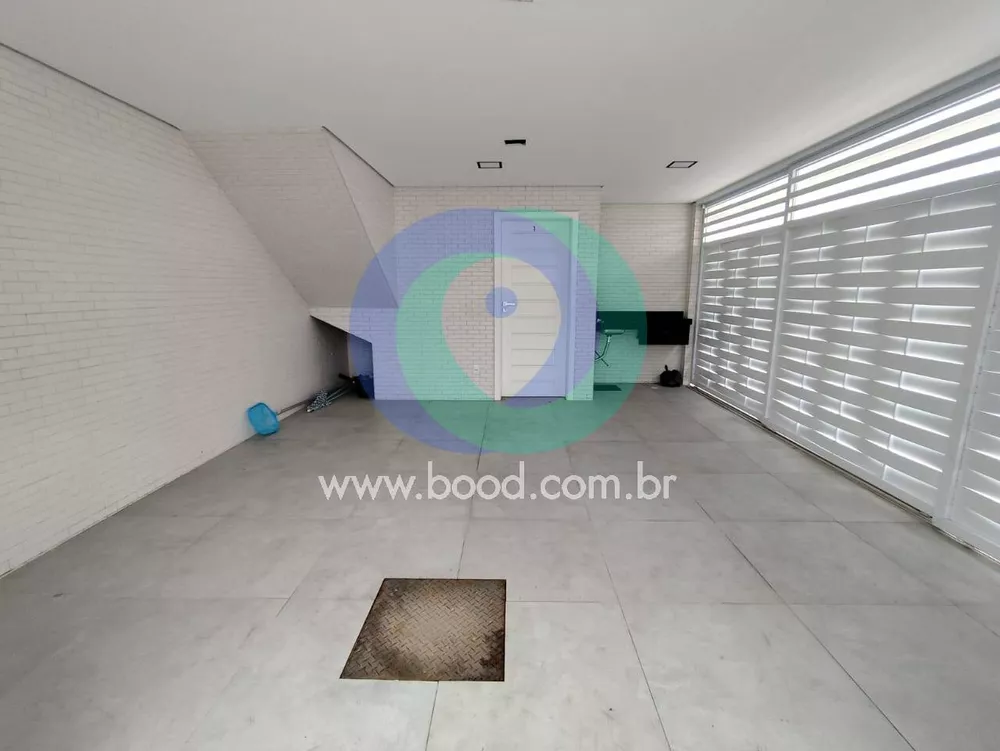 Casa à venda com 2 quartos, 100m² - Foto 2