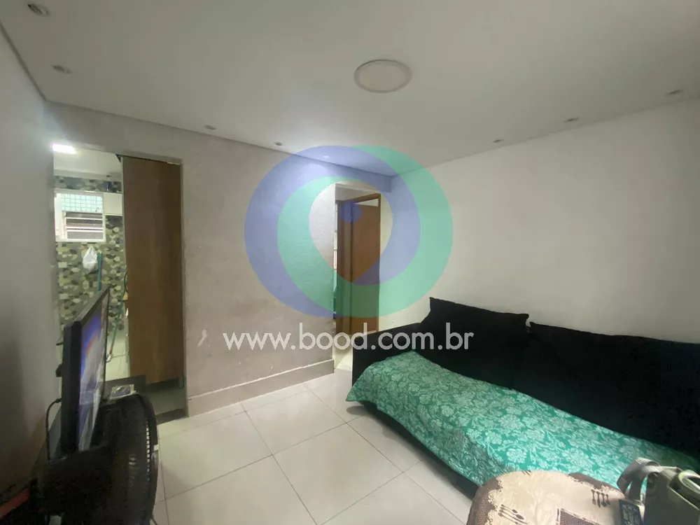 Apartamento à venda com 2 quartos, 45m² - Foto 1