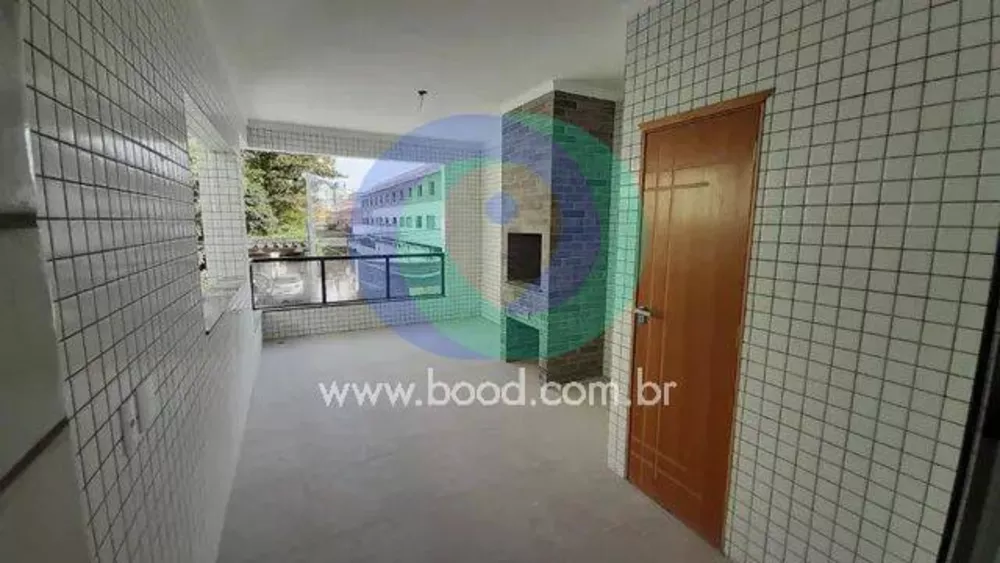 Casa à venda com 3 quartos, 120m² - Foto 1