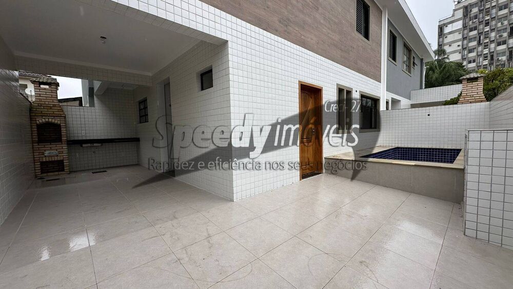 Sobrado à venda com 3 quartos, 140m² - Foto 2