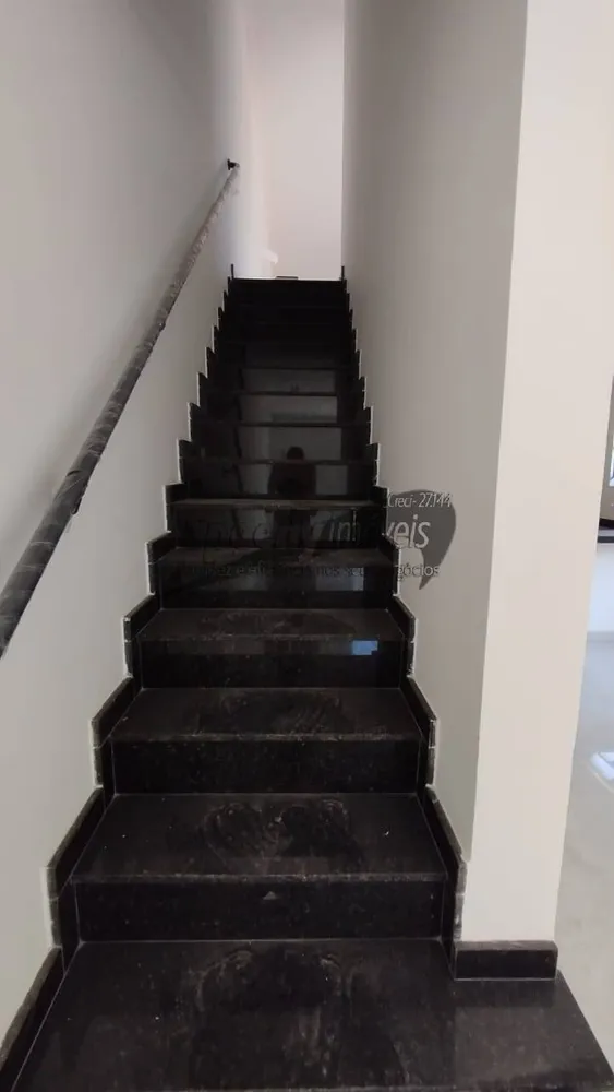 Casa, 3 quartos, 245 m² - Foto 2