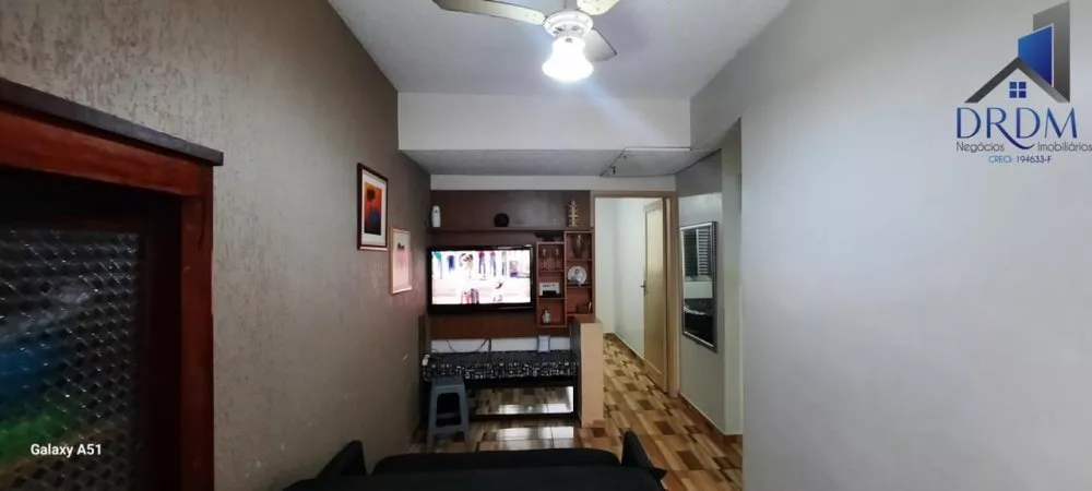 Apartamento à venda com 2 quartos, 46m² - Foto 3