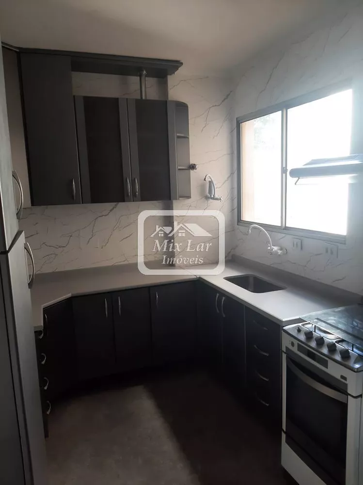 Apartamento à venda com 2 quartos, 70m² - Foto 3