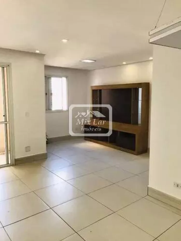 Apartamento à venda com 2 quartos, 68m² - Foto 3