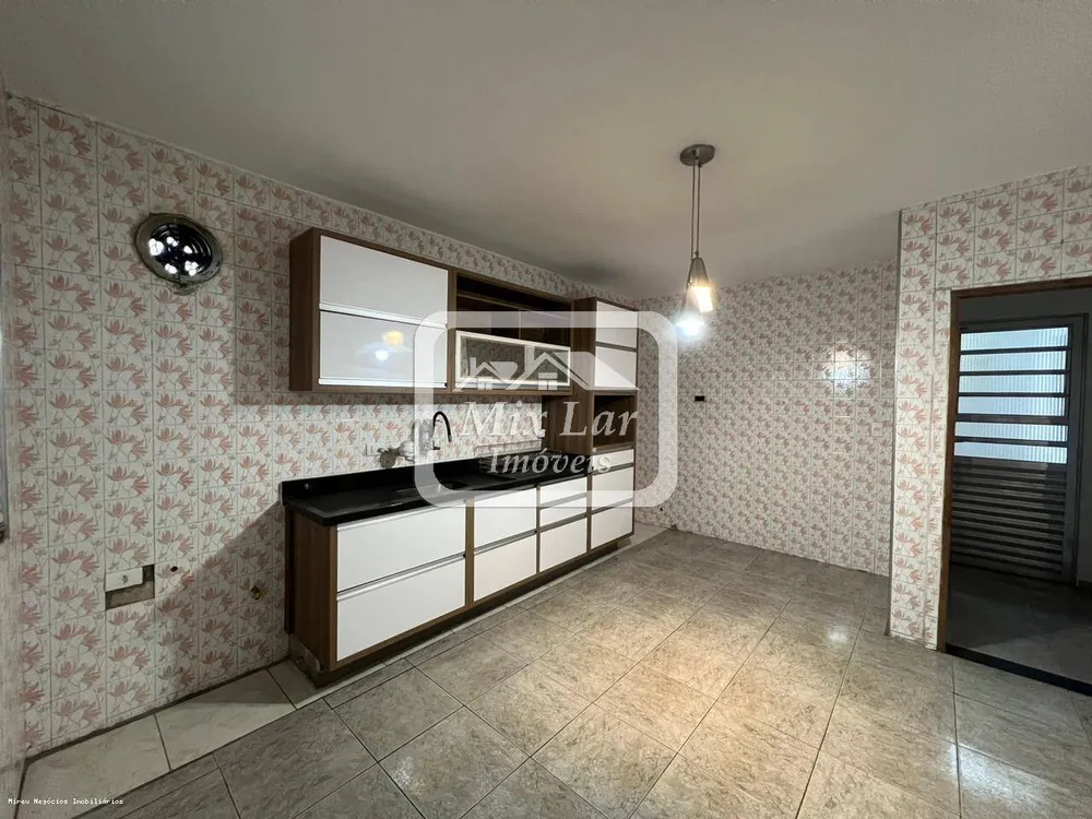 Casa, 6 quartos, 250 m² - Foto 2