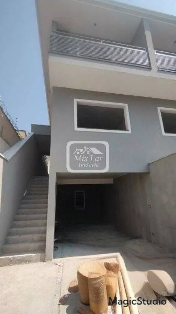 Sobrado à venda com 3 quartos, 160m² - Foto 2