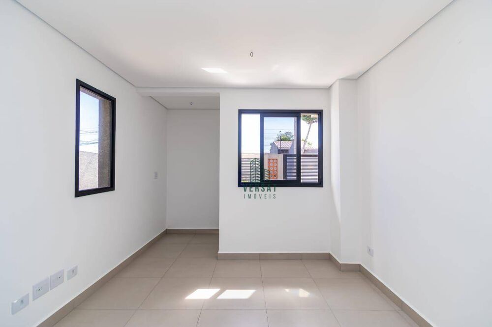 Sobrado à venda com 3 quartos, 123m² - Foto 2