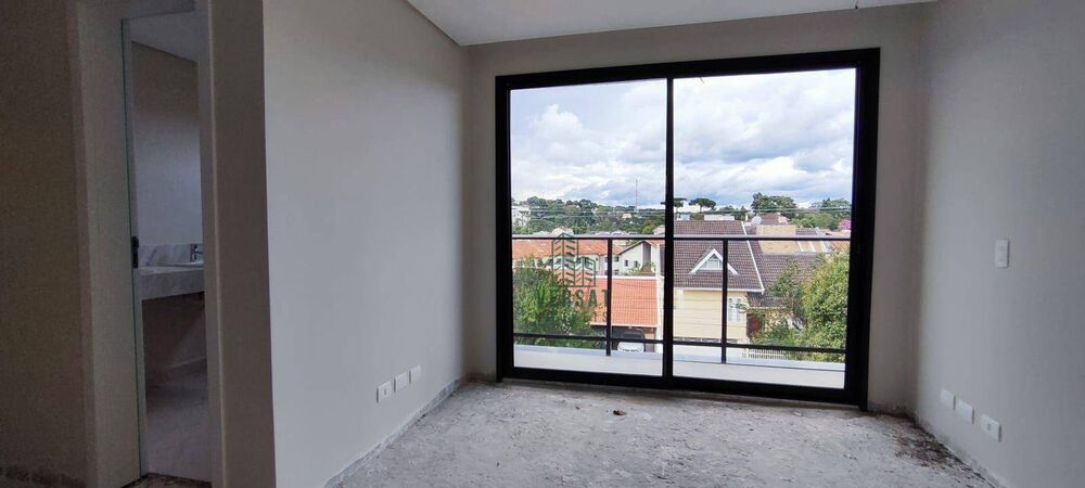 Sobrado à venda com 3 quartos, 165m² - Foto 1