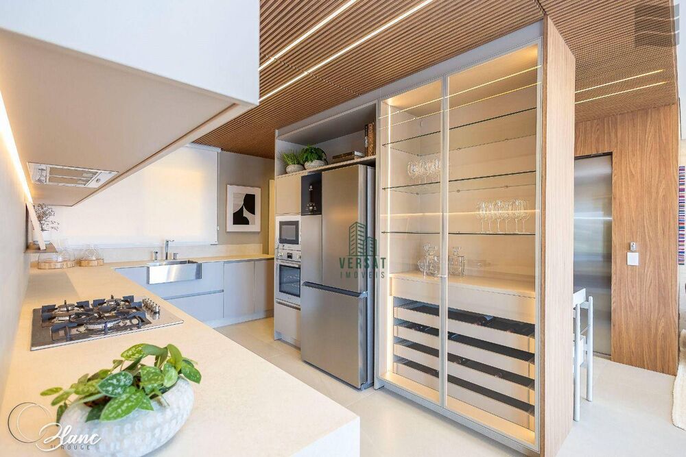 Cobertura, 3 quartos, 215 m² - Foto 3