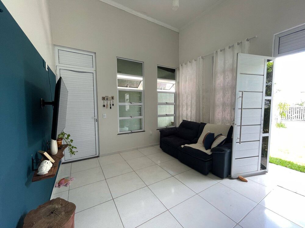 Casa à venda com 2 quartos, 140m² - Foto 13