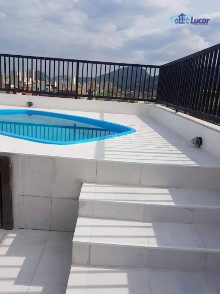 Cobertura, 3 quartos, 220 m² - Foto 2