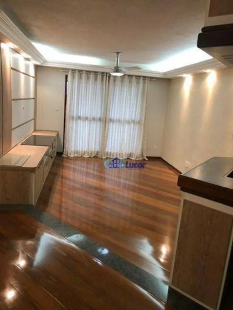 Apartamento, 3 quartos, 160 m² - Foto 1